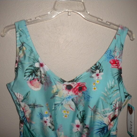 LYSA Women's Plus Size 2X Blue Floral Halter UPF 50+ One Piece Swimsuit NWT - Picture 4 of 6